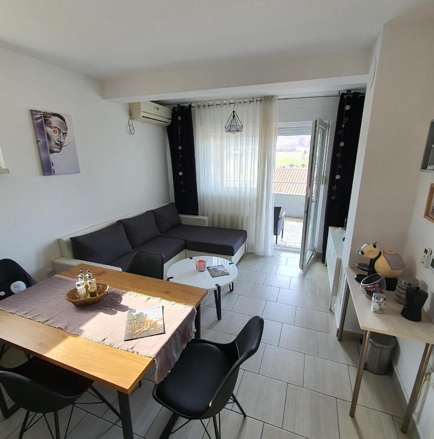 סבטי מרטין נה מורי Apartment Sandra Toplice Sveti Martin מראה חיצוני תמונה